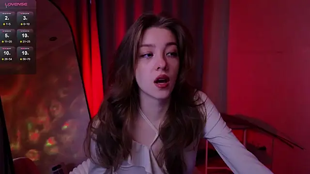 AstraMist online show from October 22, 2025, 1:11 pm