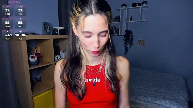 AntonettaTarring online show from September 20, 2025, 7:31 am