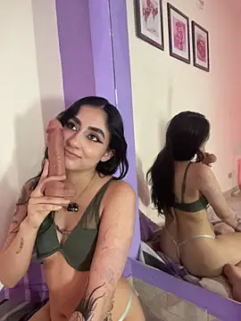 sharlot24 online show from December 23, 2025, 3:37 am