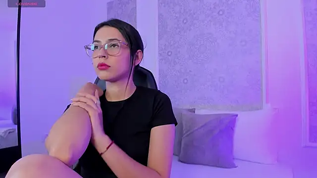 desireee  online show from June 25, 2026, 12:42 pm