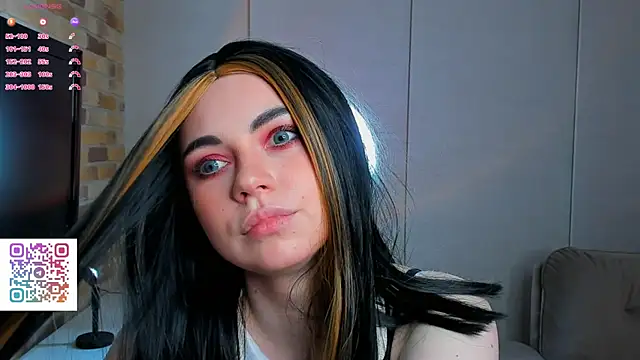 EvaBlimey online show from September 21, 2025, 5:09 am