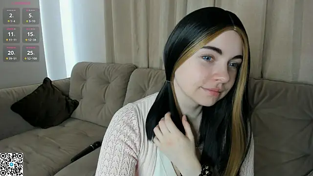 EvaBlimey online show from October 10, 2025, 4:33 am