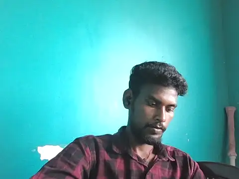 Snapshot of Tamilgud23 chatting on October 3, 2025, 9:28 am Tamilgud23 online show from October 3, 2025, 9:28 am