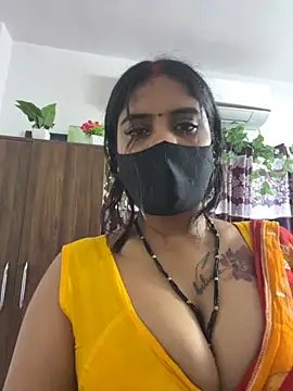 Snapshot of V-Hot-Sweti chatting on October 9, 2025, 6:11 am V-Hot-Sweti online show from October 9, 2025, 6:11 am