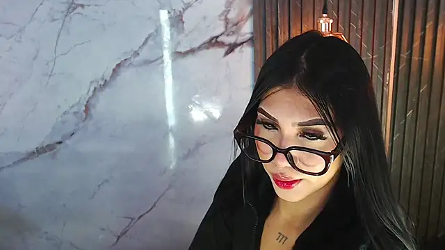 Snapshot of CamelyHott chatting on May 22, 2026, 7:52 pm CamelyHott online show from May 22, 2026, 7:52 pm