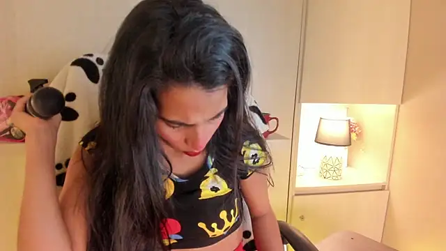 LexxaQueen online show from March 22, 2026, 4:05 am