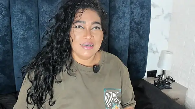 yunkeyc online show from February 13, 2026, 3:24 am