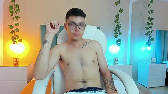 Ethan Apollo online show from September 10, 2025, 12:27 pm