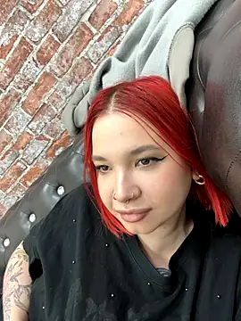 VeronicaLine online show from September 10, 2025, 5:07 am