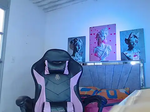 aisha299 online show from October 8, 2025, 5:43 pm