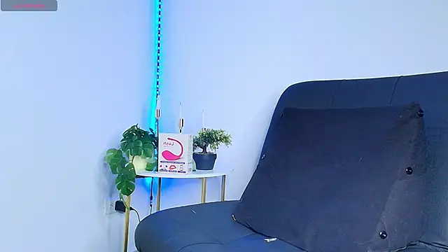 Allymdo online show from October 28, 2025, 6:32 pm