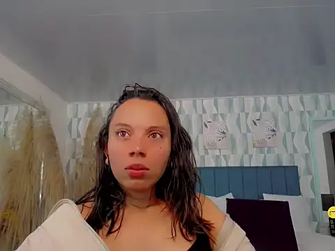 Perla vonrose online show from September 16, 2025, 12:06 pm