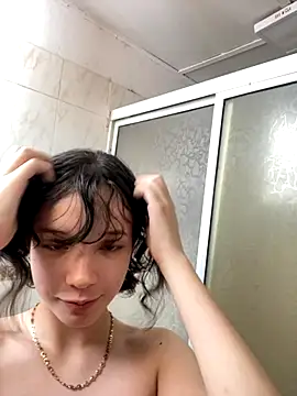 sukubo   online show from October 3, 2025, 6:27 pm