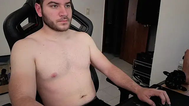 Snapshot of Paul00474 chatting on September 23, 2025, 3:59 pm Paul00474 online show from September 23, 2025, 3:59 pm