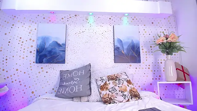 Emily Vaughan online show from January 18, 2026, 3:10 am