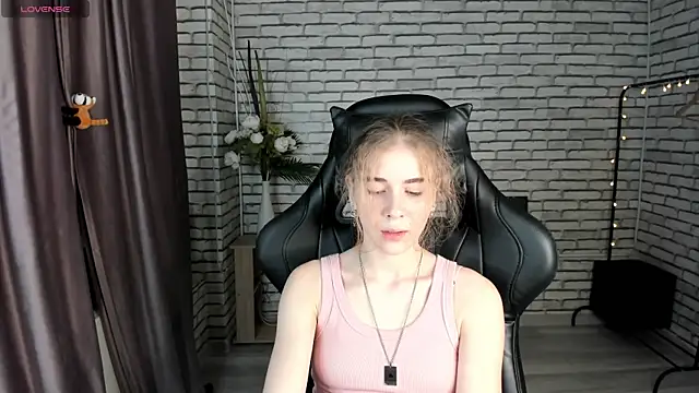 Snapshot of sunn_shine chatting on September 29, 2025, 1:38 pm sunn shine online show from September 29, 2025, 1:38 pm