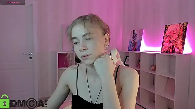 Snapshot of sunn_shine chatting on October 6, 2025, 9:18 am sunn shine online show from October 6, 2025, 9:18 am