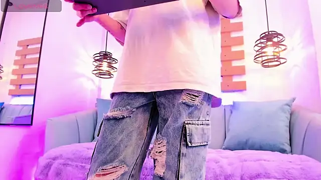 ArianaSantana online show from September 27, 2025, 1:49 pm