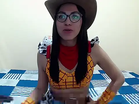 missblu online show from December 3, 2025, 5:44 pm