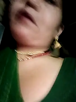 Snapshot of Rashili_jaan chatting on April 17, 2026, 3:37 pm Rashili jaan online show from April 17, 2026, 3:37 pm
