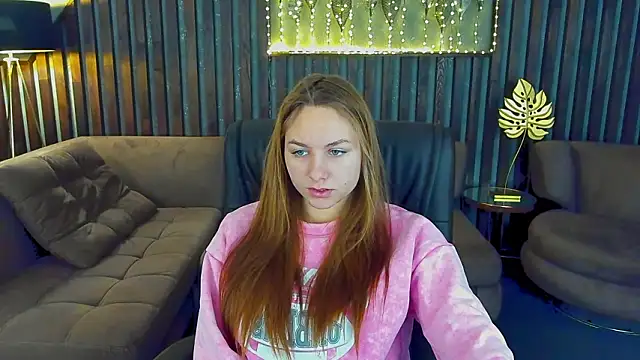 MilaAddams online show from February 1, 2026, 6:34 am