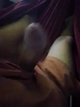 Snapshot of Holanda23cm chatting on April 13, 2026, 1:44 am Holanda23cm online show from April 13, 2026, 1:44 am