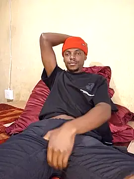 Snapshot of Hluga_25 chatting on September 28, 2025, 4:51 am Hluga 25 online show from September 28, 2025, 4:51 am