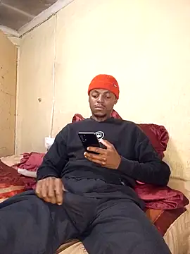 Snapshot of Hluga_25 chatting on October 1, 2025, 3:56 am Hluga 25 online show from October 1, 2025, 3:56 am