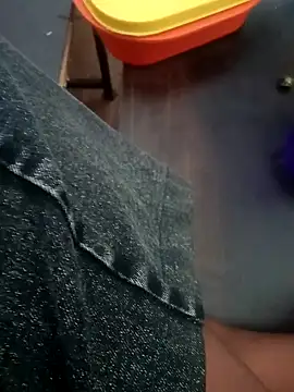 Snapshot of Pari_queen_44 chatting on September 24, 2025, 8:06 am Pari queen 44 online show from September 24, 2025, 8:06 am