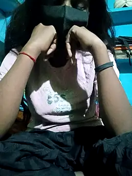 Snapshot of Pari_queen_44 chatting on October 24, 2025, 4:47 pm Pari queen 44 online show from October 24, 2025, 4:47 pm