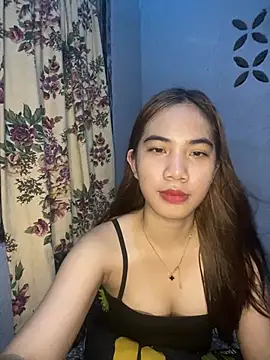 Snapshot of Shy_SexyLady chatting on April 4, 2026, 11:51 am Shy SexyLady online show from April 4, 2026, 11:51 am