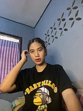 Snapshot of Shy_SexyLady chatting on April 23, 2026, 6:25 am Shy SexyLady online show from April 23, 2026, 6:25 am