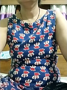 NehaQn online show from September 14, 2025, 1:43 pm