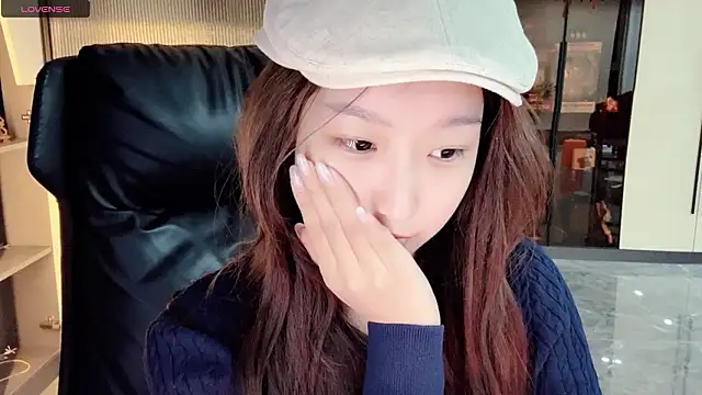 Snapshot of Winnie666- chatting on March 7, 2026, 3:53 pm Winnie666- online show from March 7, 2026, 3:53 pm