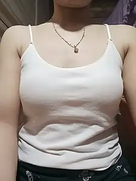LucyyLy online show from June 4, 2026, 11:11 pm