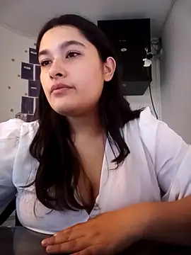 Snapshot of ValentinaDeLuna chatting on September 9, 2025, 6:13 am ValentinaDeLuna online show from September 9, 2025, 6:13 am