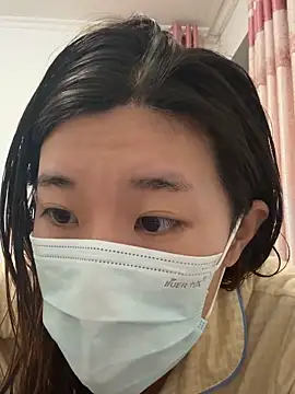 Lulu125216 online show from September 18, 2025, 3:25 pm