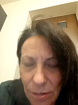 jessyca  online show from October 18, 2025, 9:26 pm