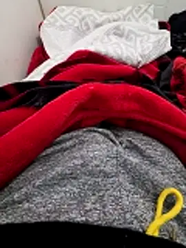 Yazaza1999 online show from December 18, 2025, 9:54 pm