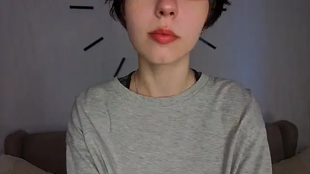 HarrietHoda online show from September 9, 2025, 4:12 am