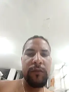 PauMolao85 online show from December 21, 2025, 6:37 pm