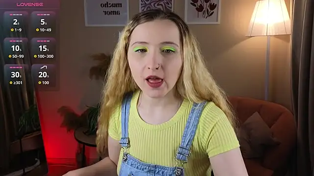 Snapshot of Milana_Key chatting on October 7, 2025, 9:12 pm Milana Key online show from October 7, 2025, 9:12 pm