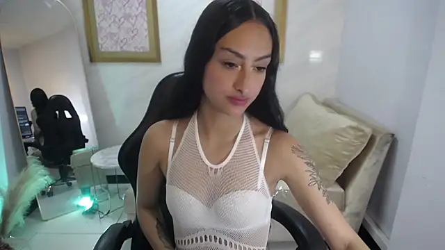 Snapshot of Tifany_v chatting on September 26, 2025, 8:13 pm Tifany v online show from September 26, 2025, 8:13 pm