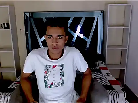 Snapshot of aston_xvera chatting on September 19, 2025, 3:52 am aston xvera online show from September 19, 2025, 3:52 am