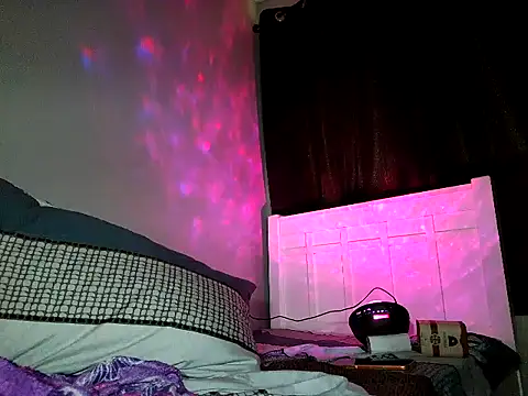 melahjane online show from June 7, 2026, 2:48 am