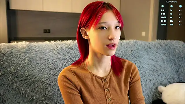 Snapshot of Likalense chatting on October 5, 2025, 1:09 pm Likalense online show from October 5, 2025, 1:09 pm