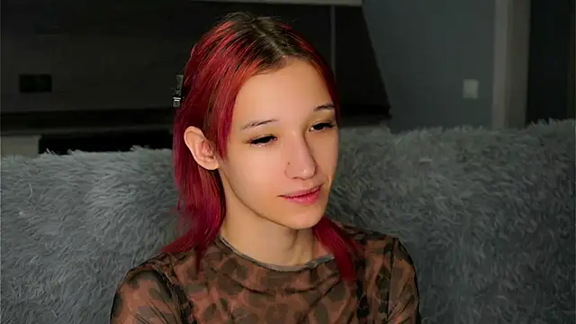 Snapshot of Likalense chatting on October 20, 2025, 11:21 am Likalense online show from October 20, 2025, 11:21 am