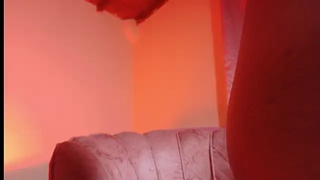 Snapshot of Gema_shiny chatting on November 7, 2025, 10:32 pm Gema shiny online show from November 7, 2025, 10:32 pm