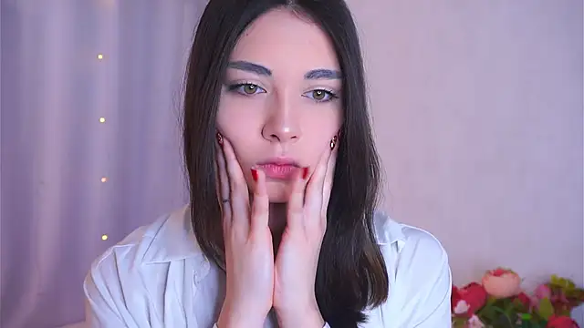 ElyseMangina online show from February 3, 2026, 7:57 am