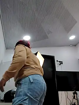 cherry canndy  online show from September 23, 2025, 10:40 am